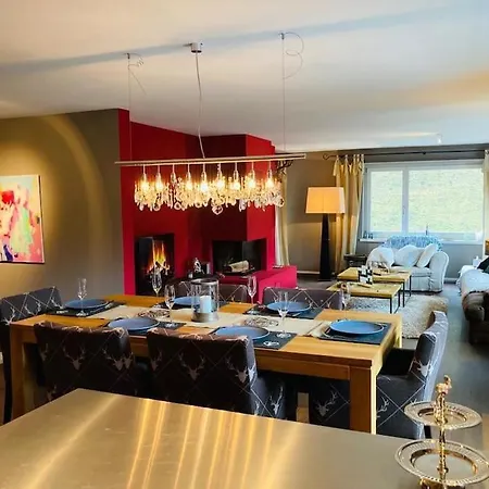 Luxurious 167sqm Mountain View *