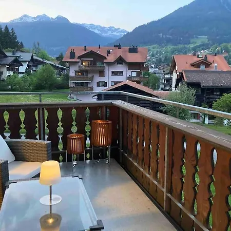 Luxurious 167sqm Mountain View Клостерс